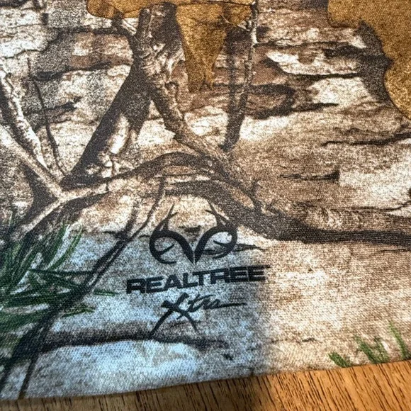 Carhartt RealTree Outdoors Hunting Wear Long Sleeve Camo Shirt Kids Size S 8/10 - Picture 5 of 7